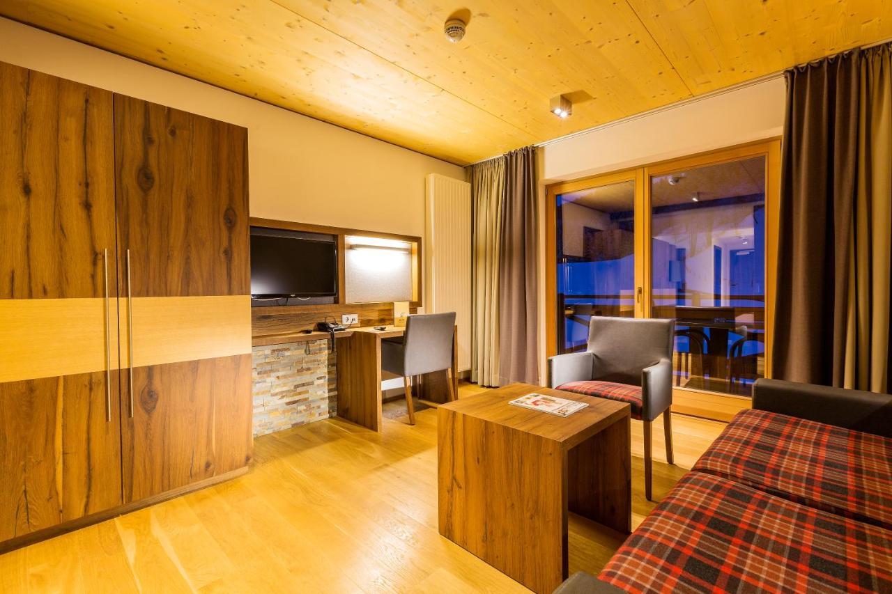 Der Waldhof Hotel Шефау ам Вилден Кайзер Екстериор снимка